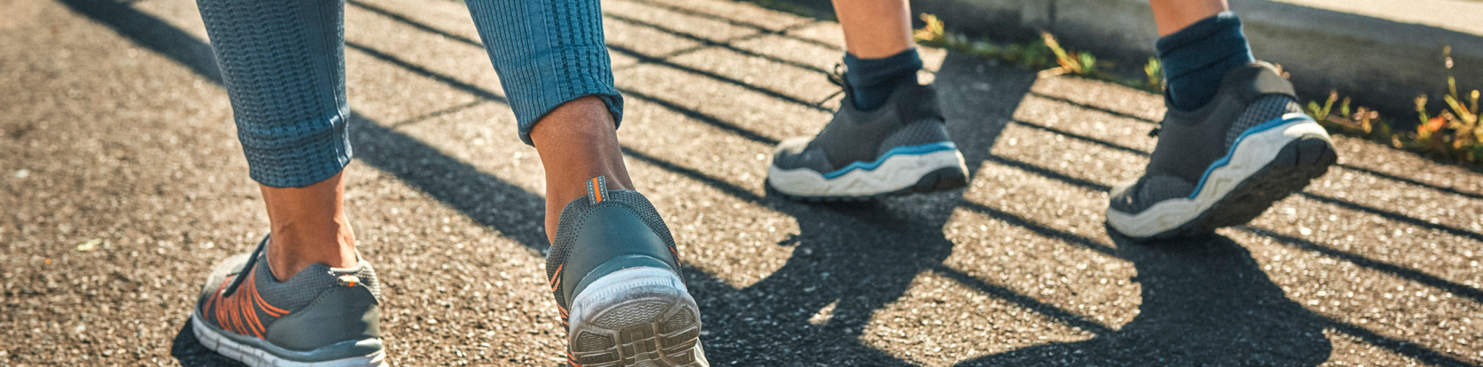 4 Best Walking Shoes for Seniors for Safety and Fall Prevention