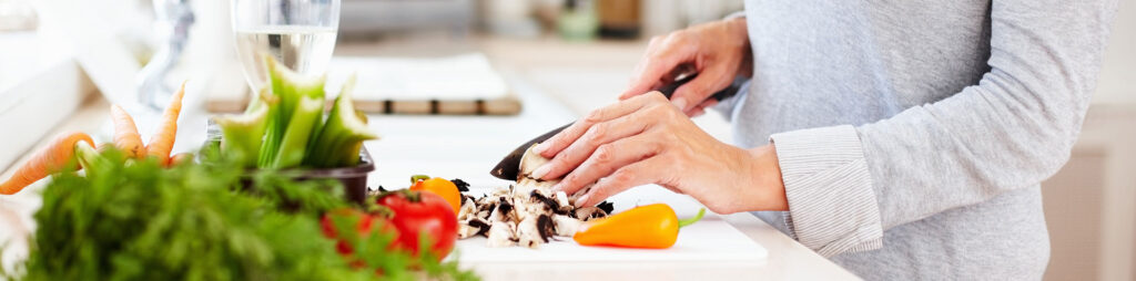 senior-cooking-blog1