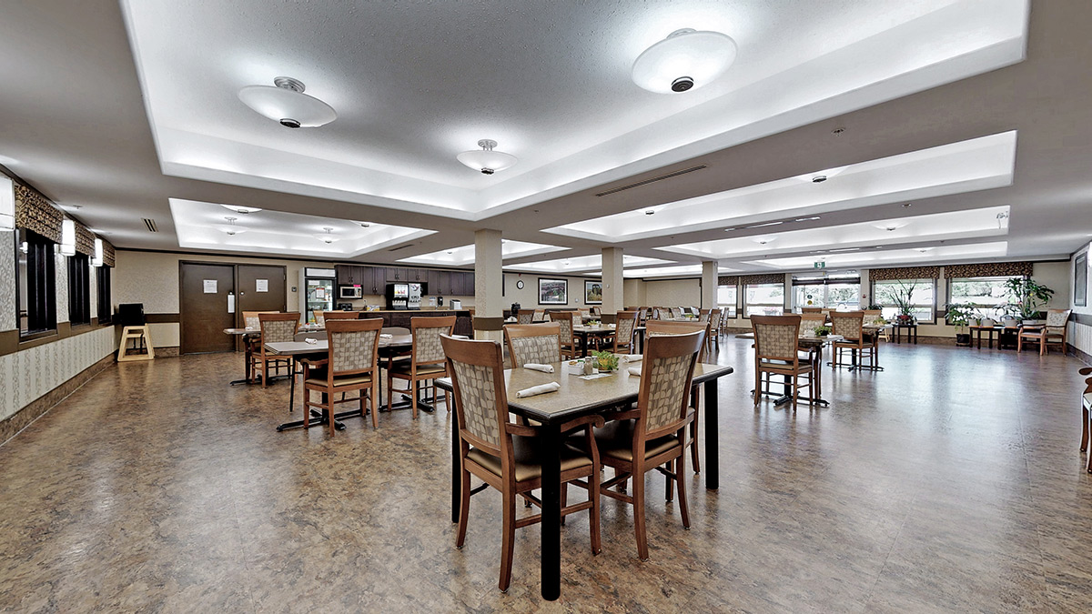 seasons olds encore dining area