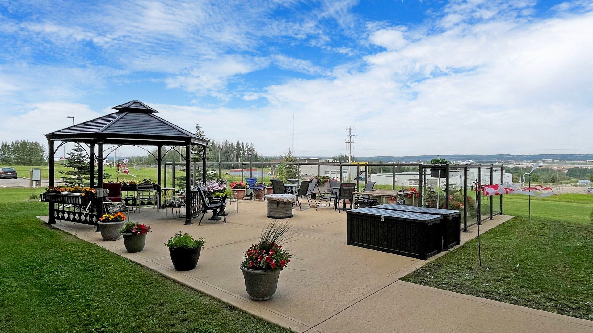 Seasons Drayton Valley outdoor patio