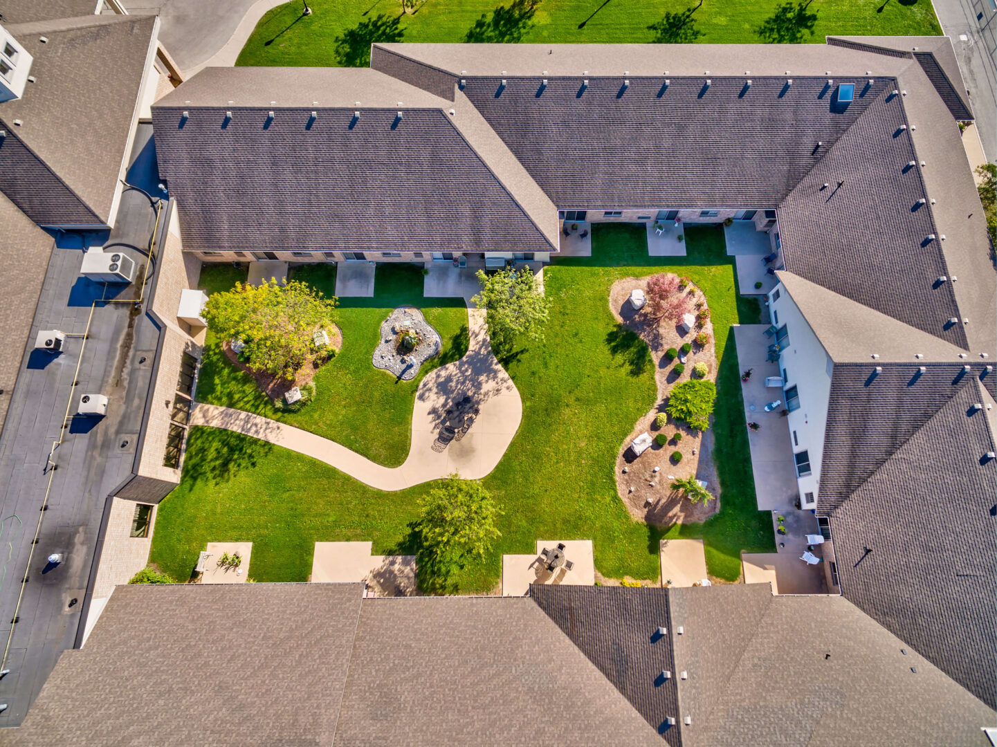 Seasons Belle River Overhead View of Property