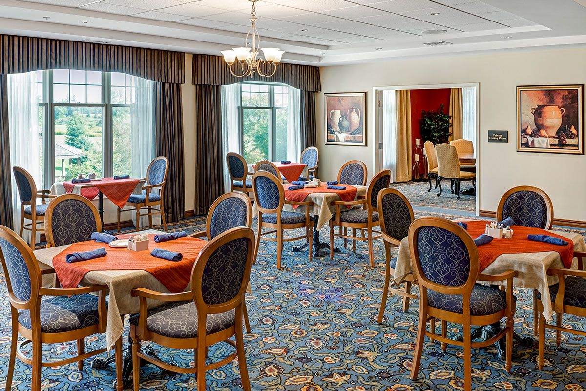 Seasons Strathroy Dining Room and Private Dining Room
