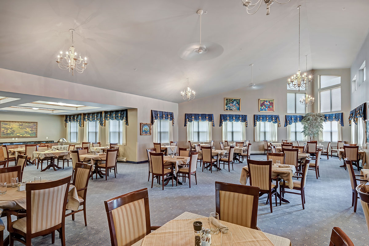Seasons Royal Oak Village Dining Room