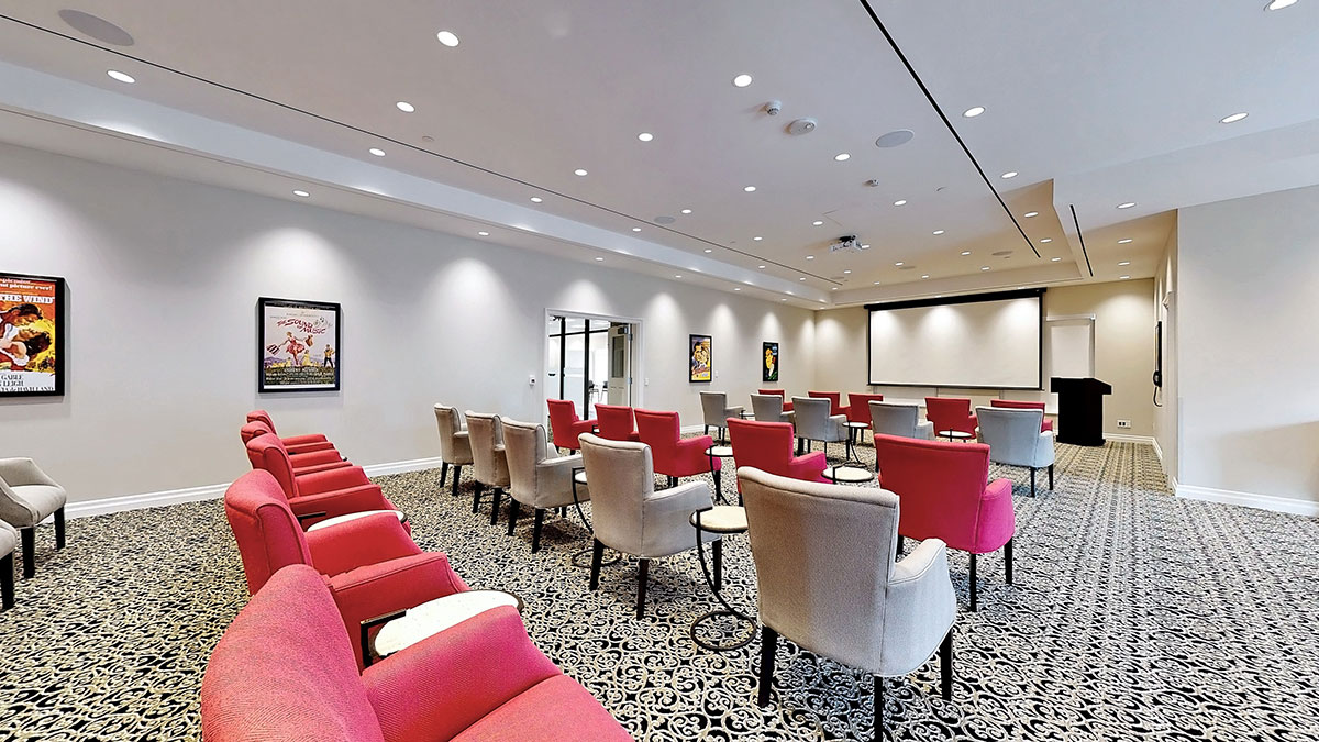 Seasons St. Thomas Theatre Room