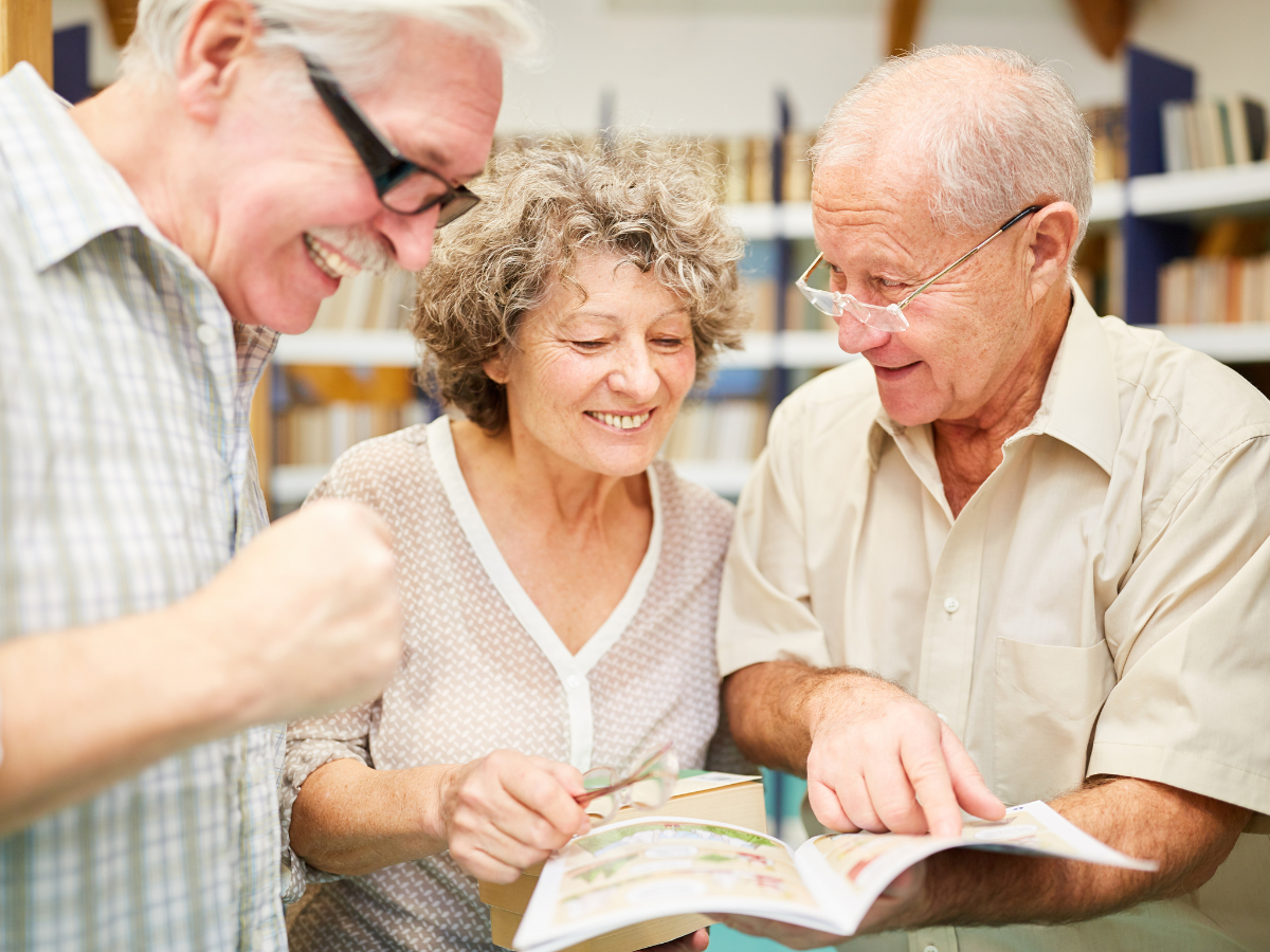 seniors-book-club
