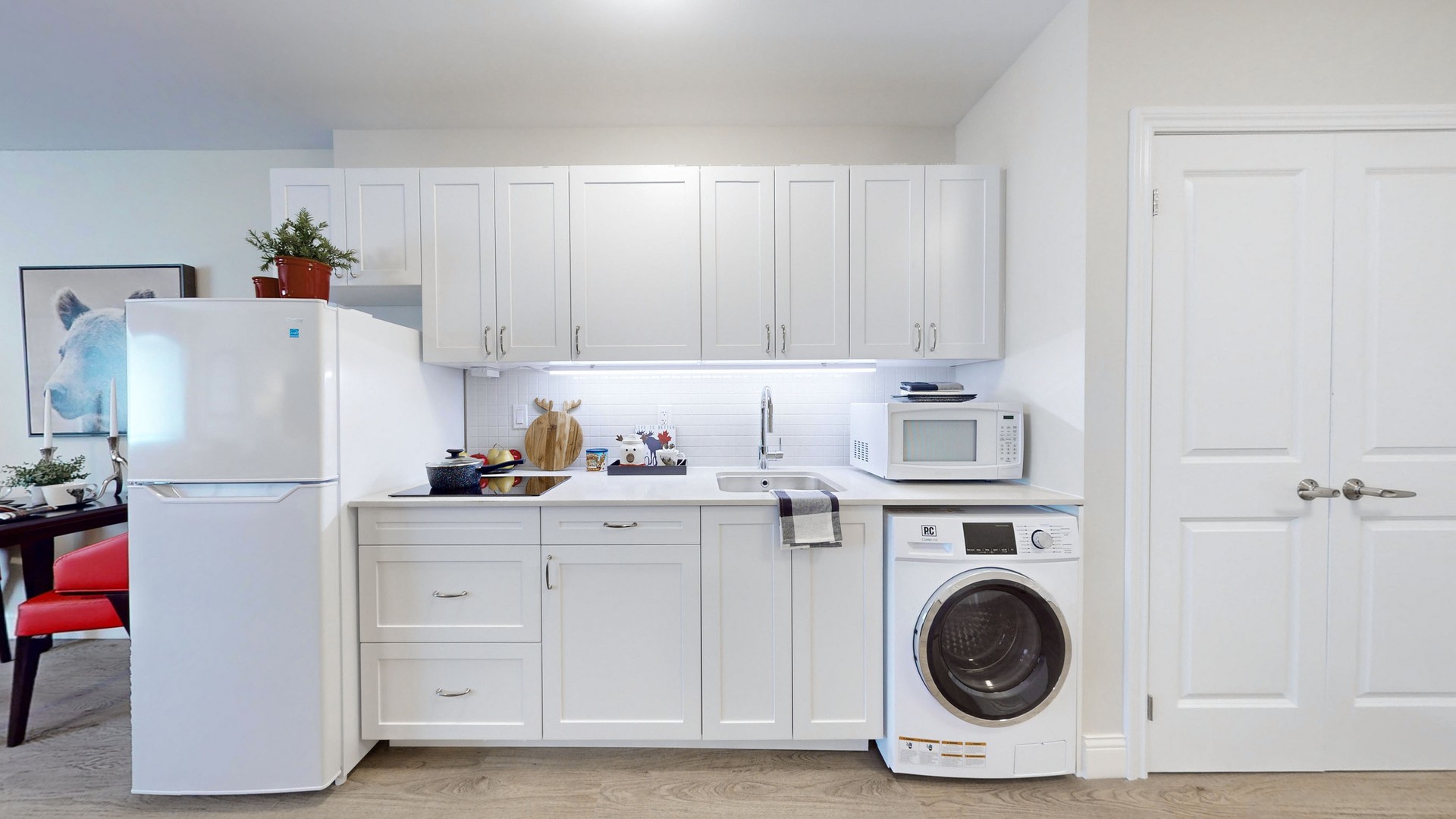 Seasons London Retirement Suite kitchen
