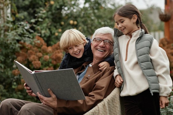 How Senior Living Communities Keep Families Connected